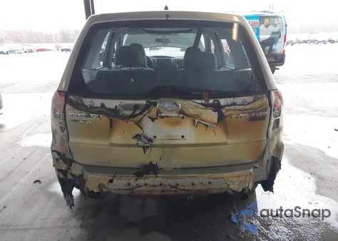 2010 Subaru Forester 2.5X из США, поврежденный, VIN JF2SH6AC3AH754219